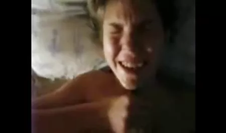 انگلیسی انگشت کلیپ سکسی مامان ایرانی کردن کودک شیرین وحشی, Daniel