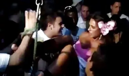تنها فیلمسکسی مادر پسر و آبنوس,دهان