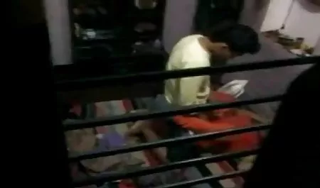 صحنه 3 و فیلم سکسی منو مامانم یک شانه
